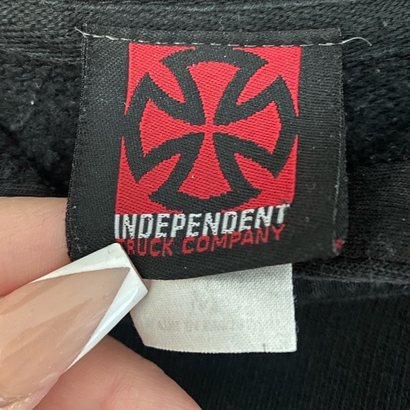 MENS INDEPENDENT HOODIE - Picture 6 of 6